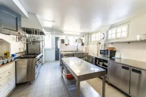 Photo 42 — galerie Le Petit Poucet